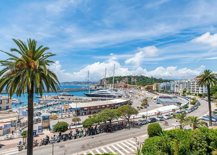 Daire Nice Port Apartment With Sea View Terracce Parking One Bedroom *