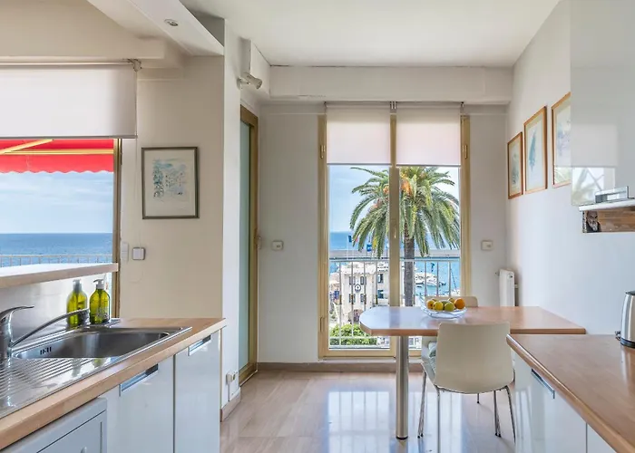 Nice Port Apartment With Sea View Terracce Parking One Bedroom Daire *